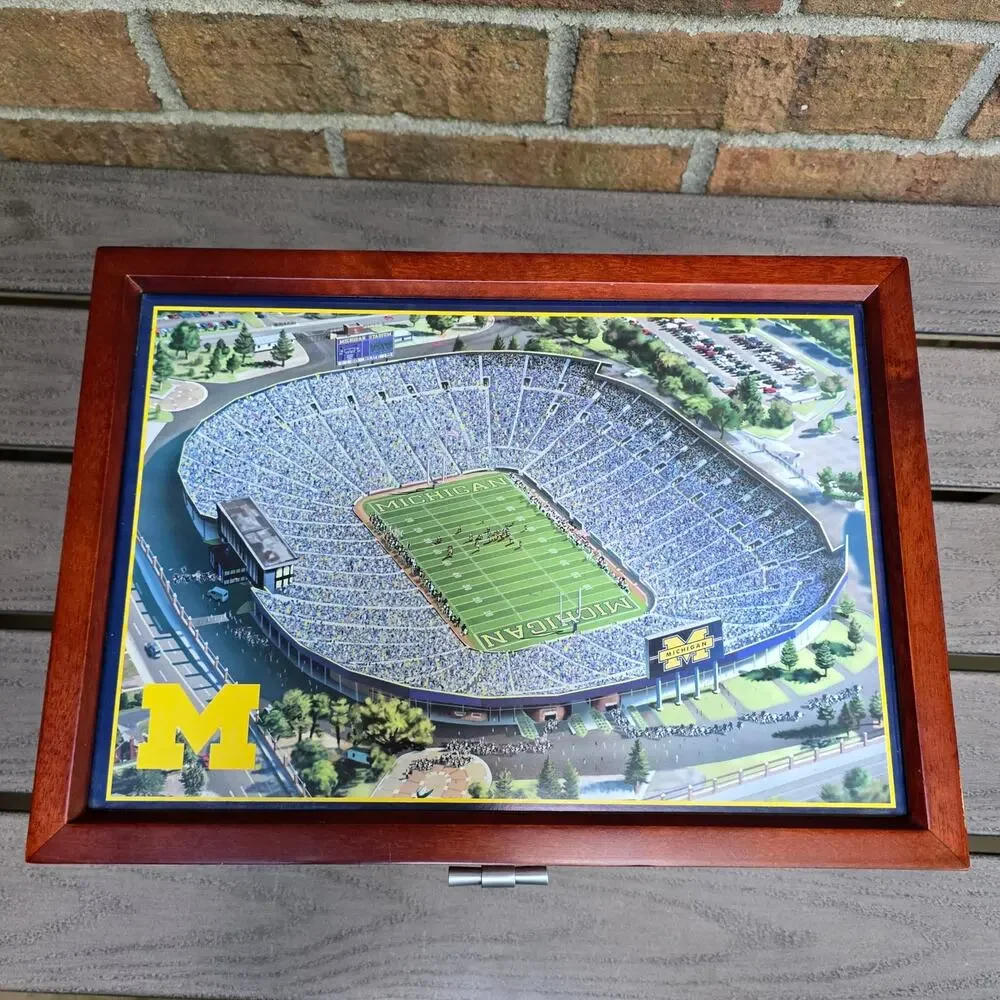 University Michigan Wolverines Valet Jewelry Box Big House Stadium Danbury Mint